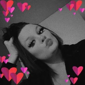 Meet your Posher, Brittany